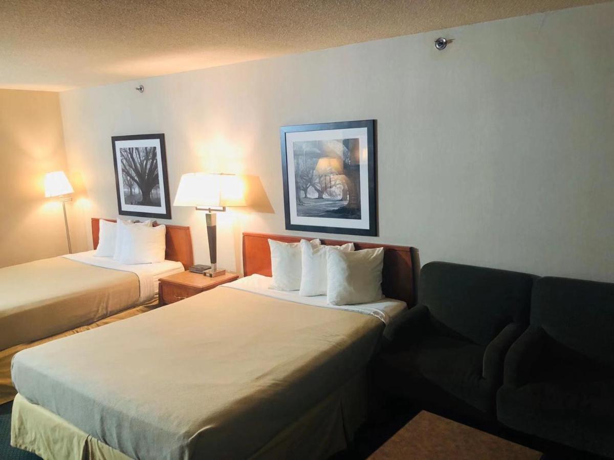 Art Infiniti Hotel Pitt Meadows Dış mekan fotoğraf