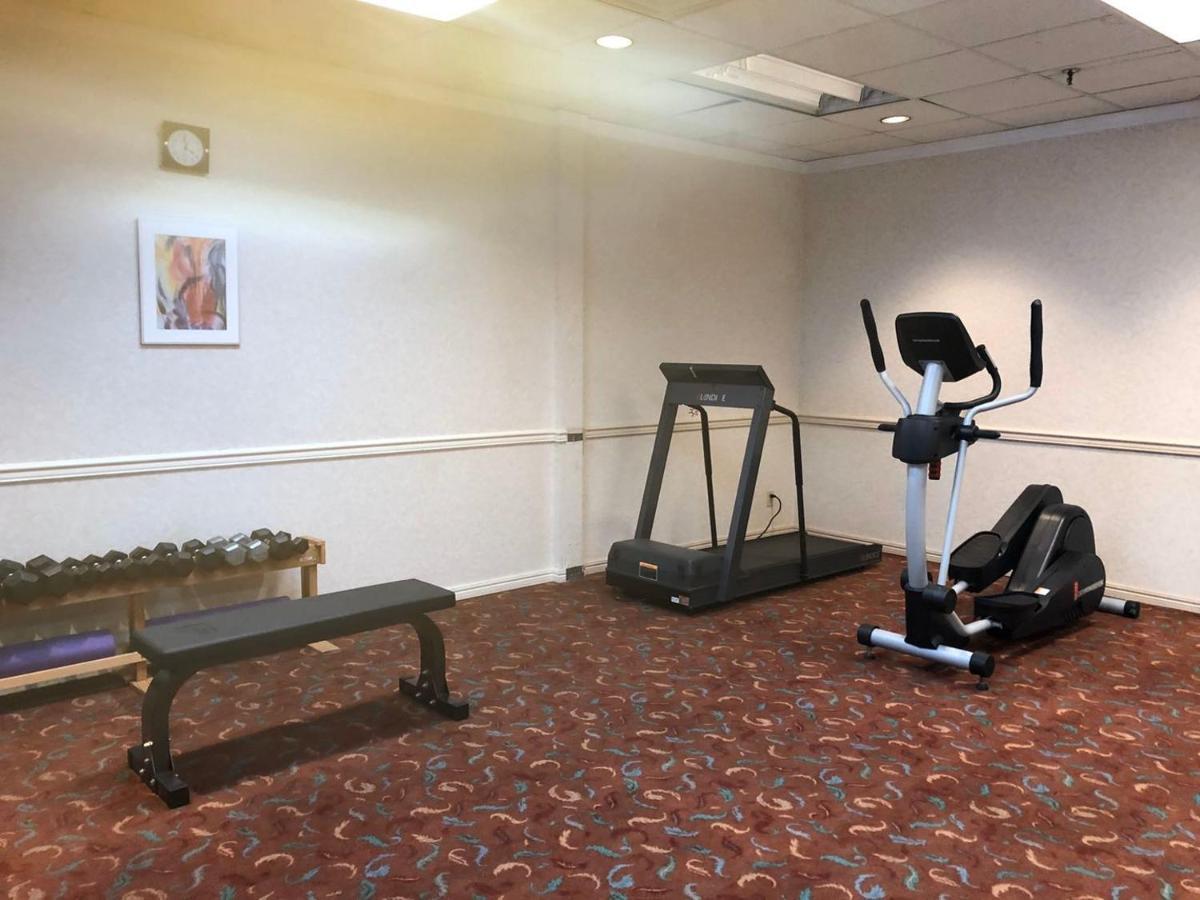 Art Infiniti Hotel Pitt Meadows Dış mekan fotoğraf