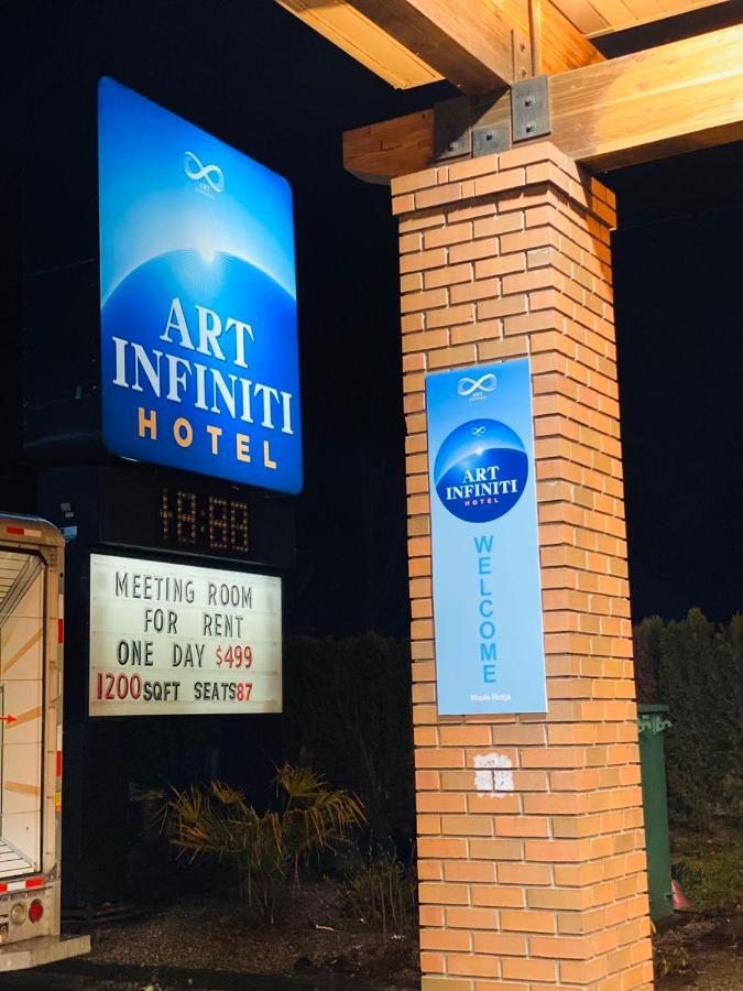 Art Infiniti Hotel Pitt Meadows Dış mekan fotoğraf